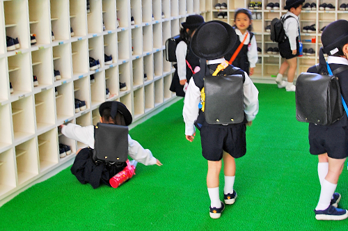 ロザリオ幼稚園について | 聖カタリナ学園 ロザリオ幼稚園｜愛媛